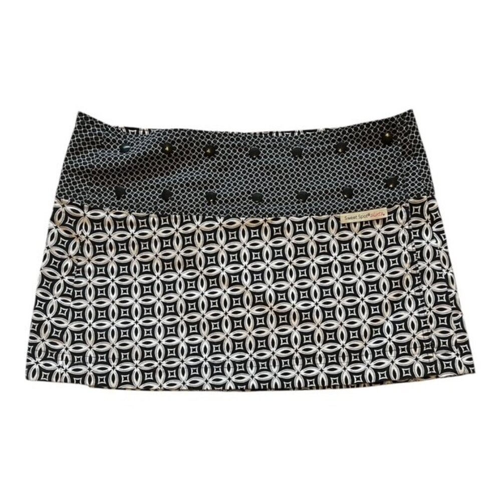 Sweet Spot Brand Reversible and Adjustable Athletic Skirt, Pickleball, biking
